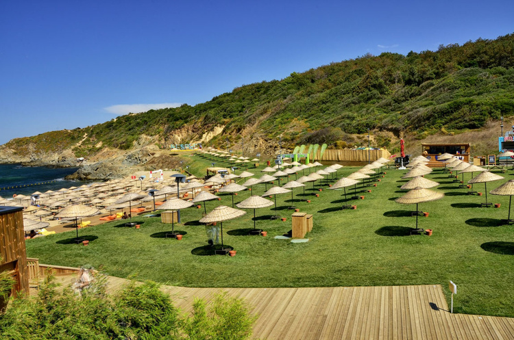 Milyon Beach